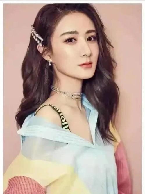 娱乐圈吃瓜盘点的女明星,揭秘幕后故事与真实面目  第2张